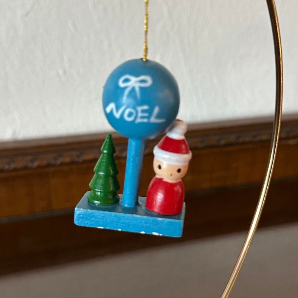 Vintage Wooden Christmas Ornament Noel Santa Tree Miniature Hand Painted 2''